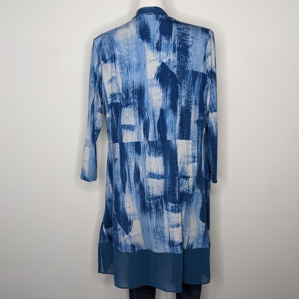 ✨3/$15 LOGO Lori Goldstein blue white lightweight open cardigan LP - Picture 5 of 8